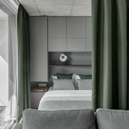 Cliffspace Hotel Apartment